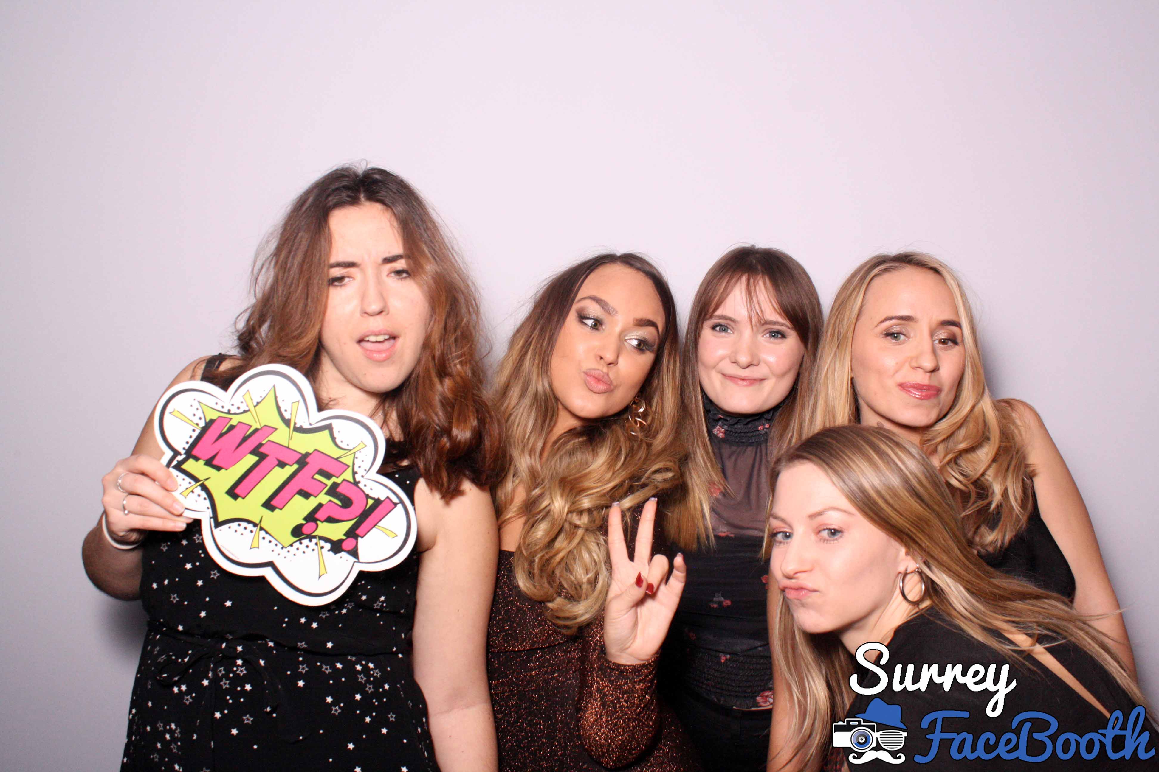 Universal Music UK - Christmas Party | View more photos from the event at galleries.surreyfacebooth.co.uk/u/Surrey-FaceBooth/Universal-Music-UK-Christmas-Party